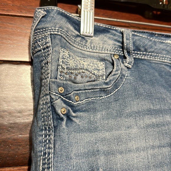 Series 31 Short and Sexy Light Blue Jean Shorts - Picture 2 of 8